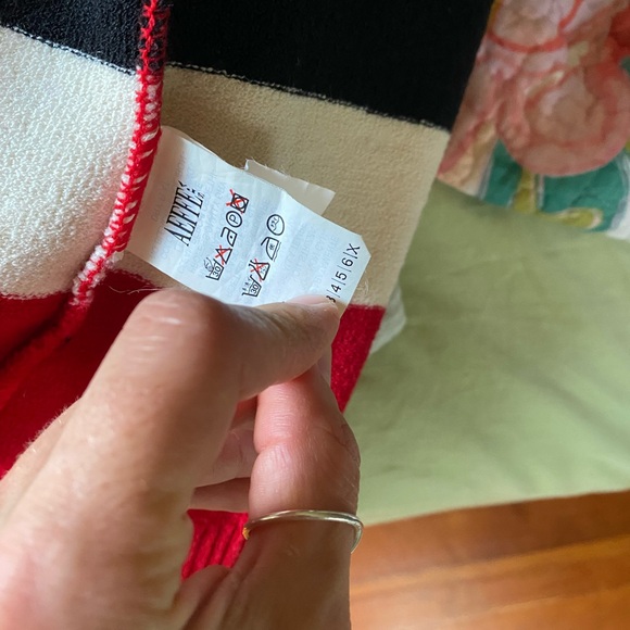 Moschino Cheap & Chic 90s wool blend ribbed apres ski red black cardigam sweater - Picture 9 of 9